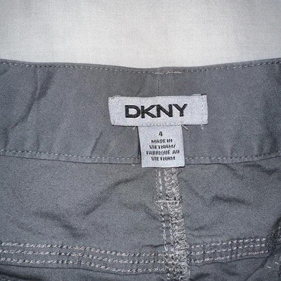 Women’s DKNY shorts size 4 gray color - Picture 3 of 8